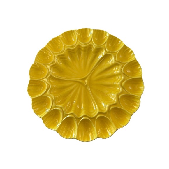 Vintage CALIF USA 302 Yellow Deviled Egg Plate MCM California Pottery Retro - Picture 1 of 3